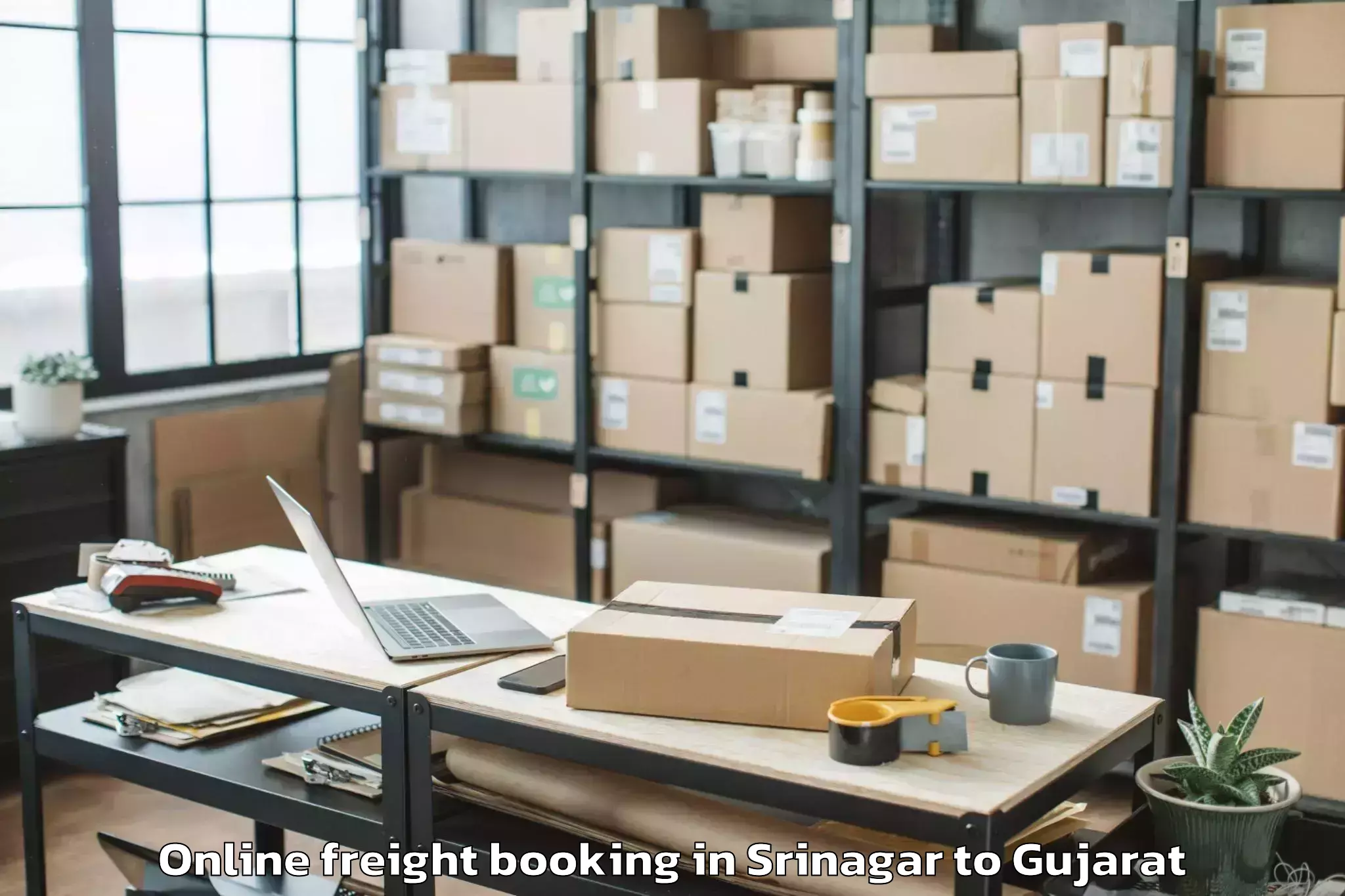 Trusted Srinagar to Kamrej Online Freight Booking